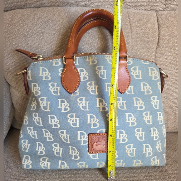 Dooney & Bourke - Picture 2 of 10
